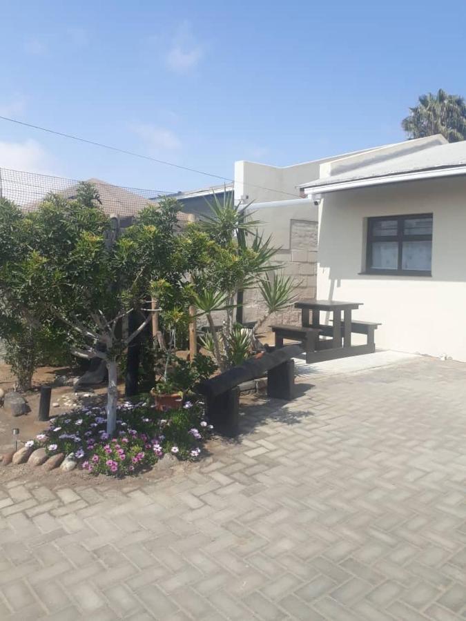 Sunflower Self-Catering Walvis Bay Exterior photo