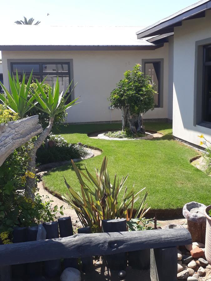 Sunflower Self-Catering Walvis Bay Exterior photo